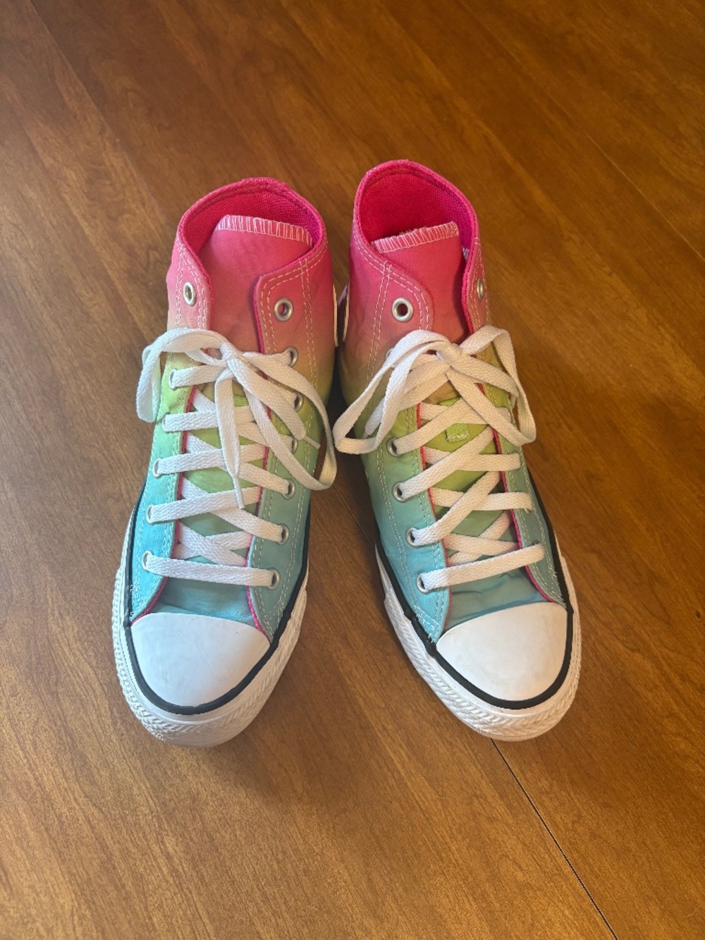 Girls high top converse